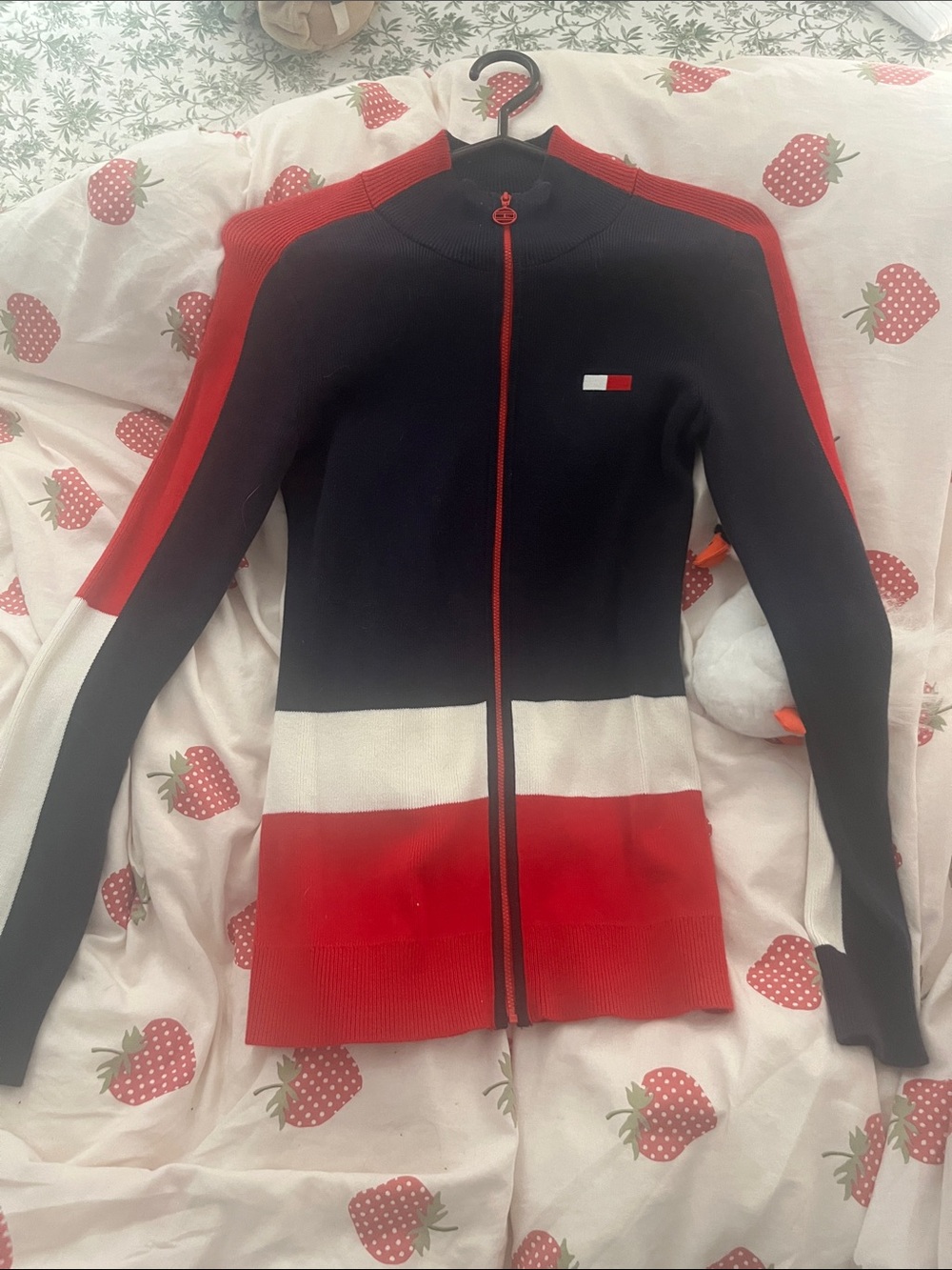 tommy hilfiger zip up